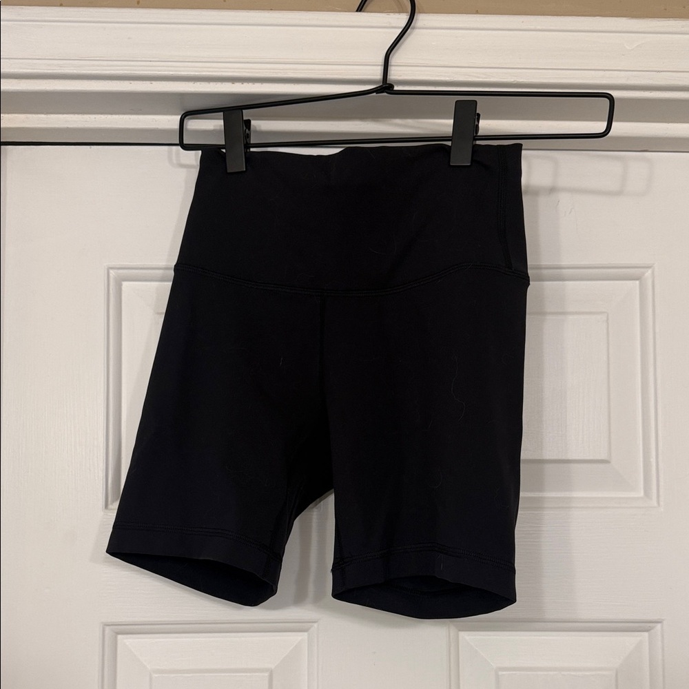 Lululemon Athletica Wunder Train Black Shorts, size 4, excellent condition